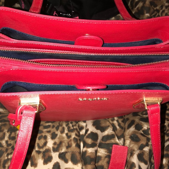 Handbag - Picture 8 of 8